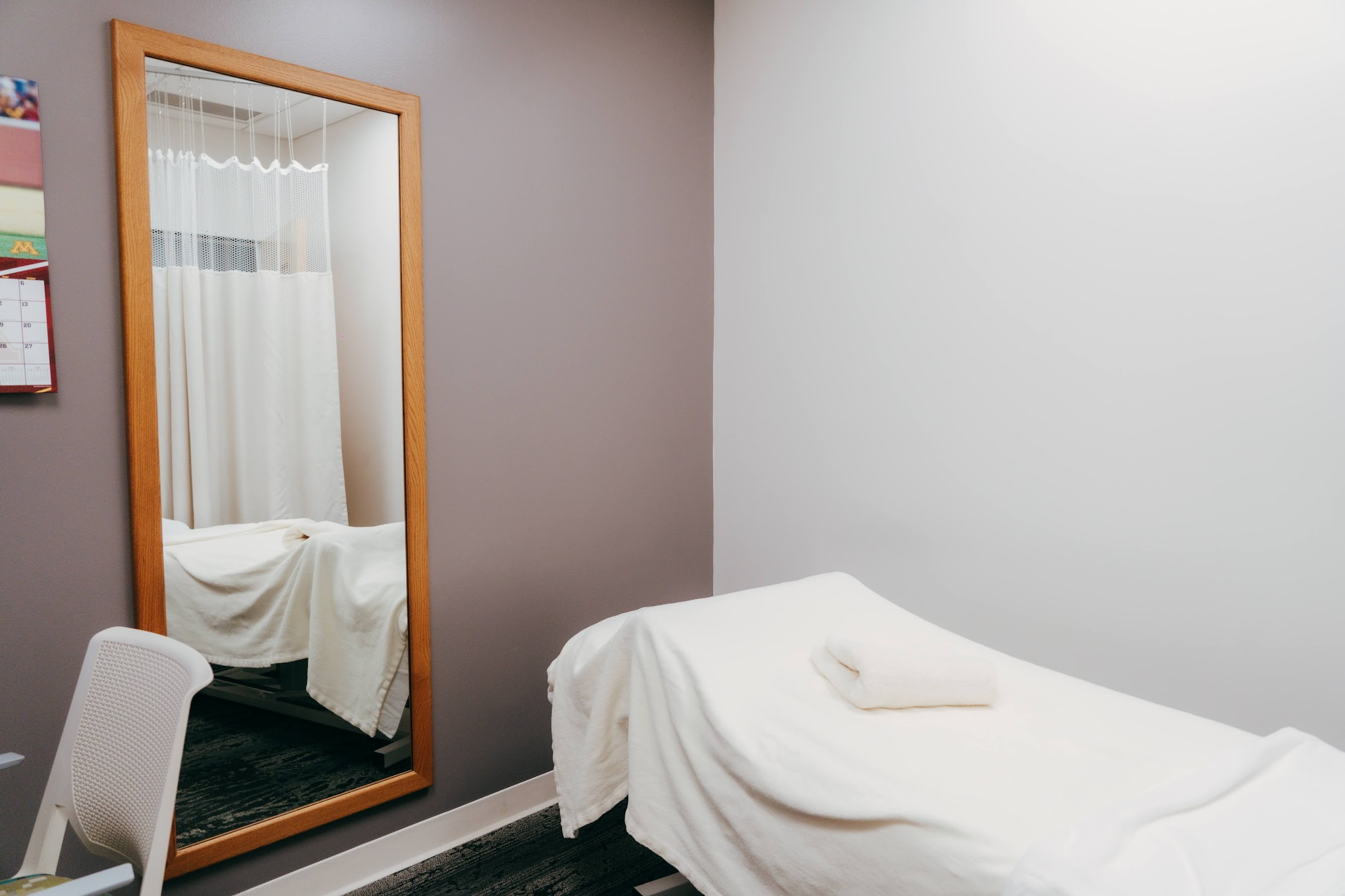 Massage room photo
